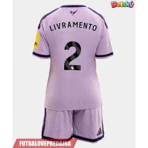 Lacne Dětský Futbalové dres Newcastle United Tino Livramento #2 2026-27 Krátky Rukáv - Tretina (+ trenírky)